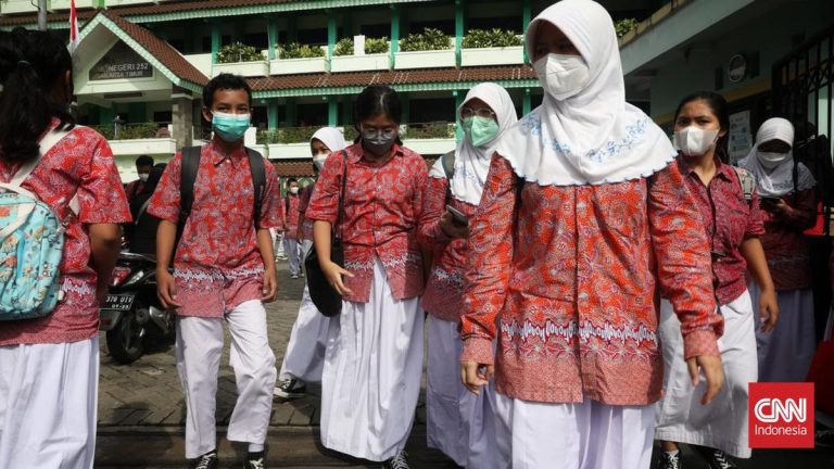 Jam Sekolah Jakarta Dibatasi Hingga Pukul 14.00 WIB Selama Ramadan