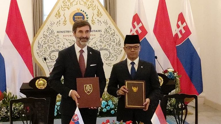 Slowakia Siap Bantu RI Kembangkan Energi Nuklir, Pengalaman 60 Tahun : Okezone Economy