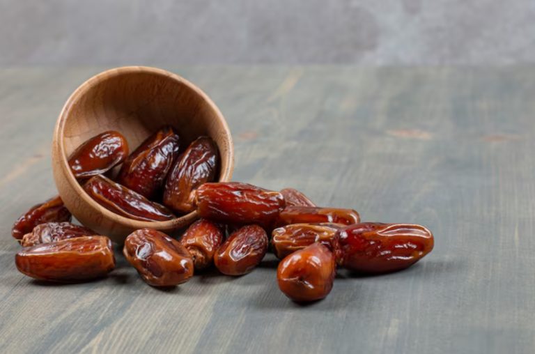 Deretan Tempat Berburu Takjil Gratis di Jakarta : Okezone Women