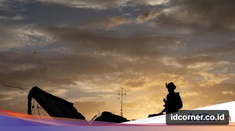 Eskalasi di Jalur Gaza: Israel Lancarkan Serangan Udara pada Malam Idul Adha dan Klaim Eliminasi Komandan Hamas